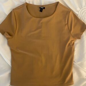 Body Contour High Compression Matte 90's Cropped Tee, set of 2, white and camel